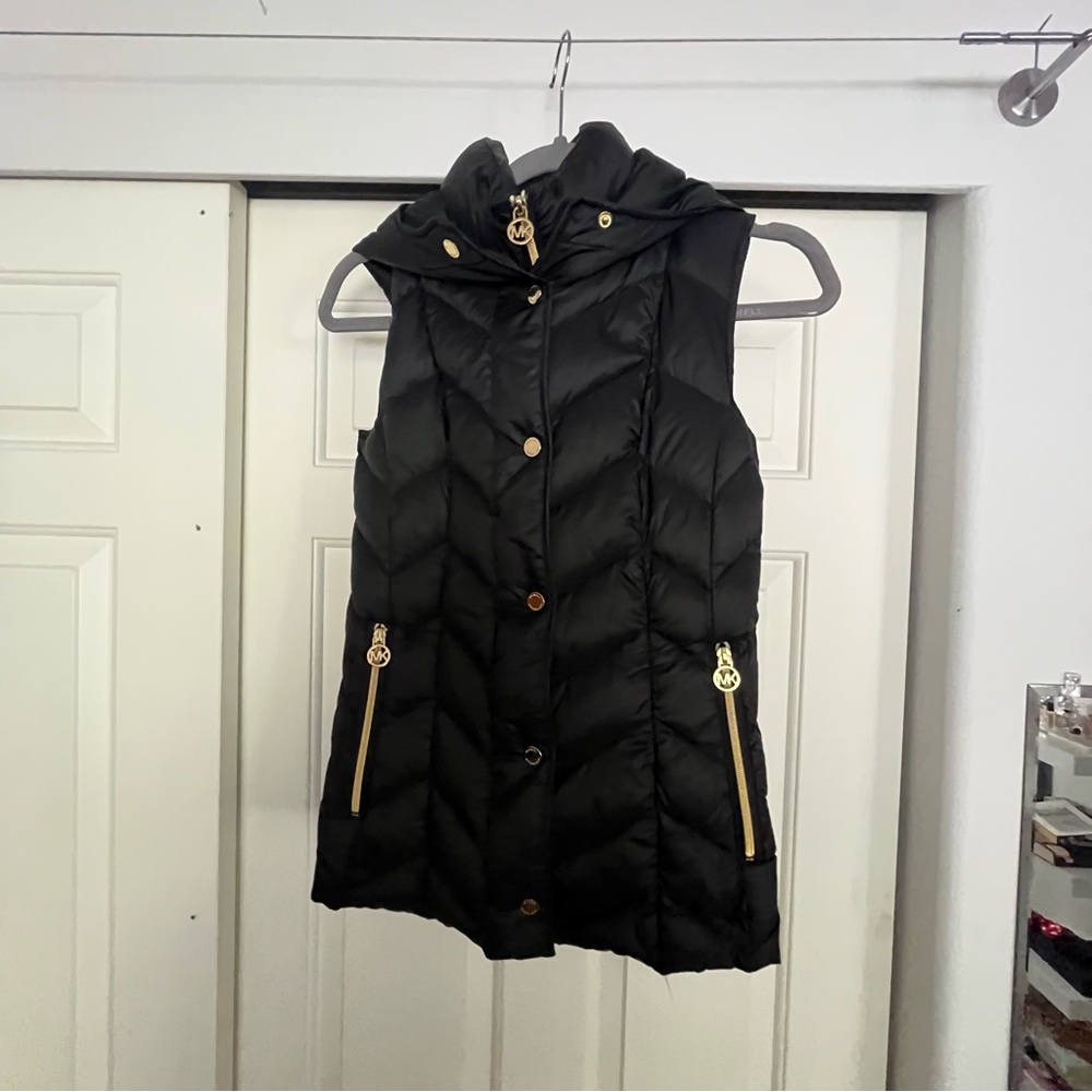 Michael Kors hooded puffer vest